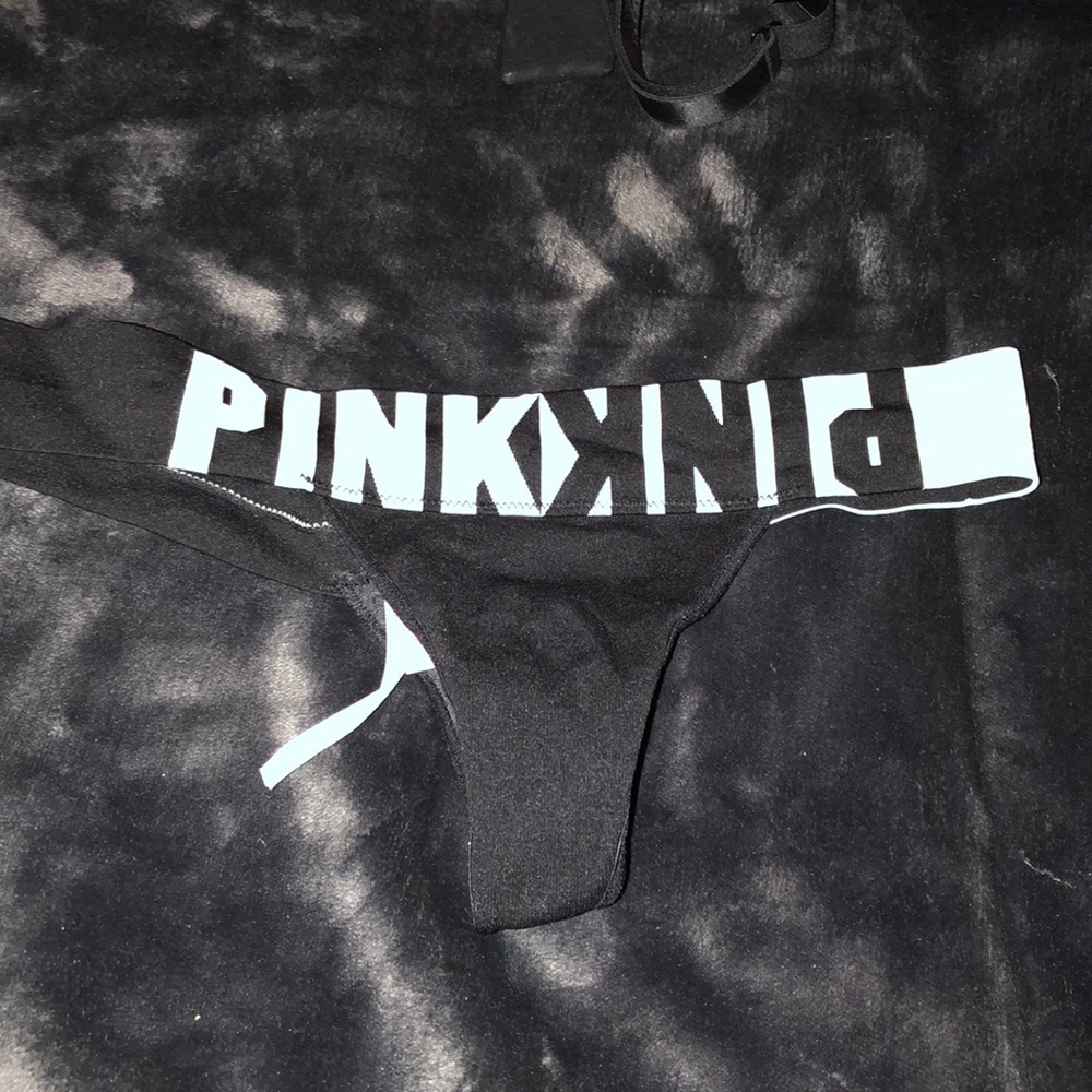 never worn PINK thong